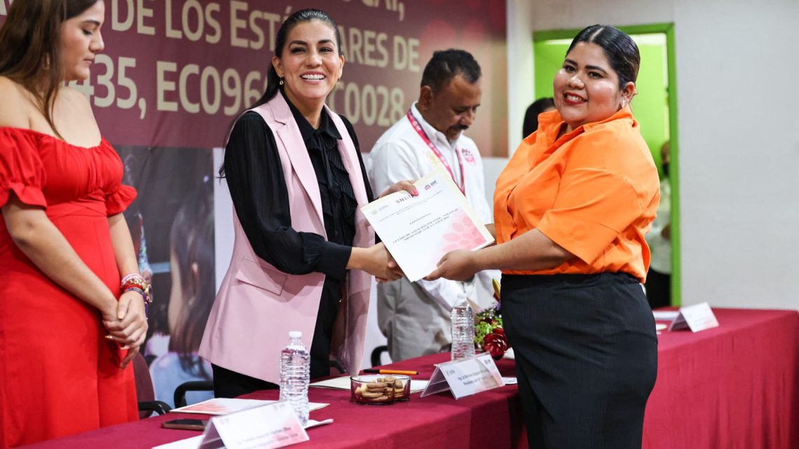 Capacita DIF Nacional a 700 trabajadores de los Centros de Atención Infantil en Guerrero Capacita DIF Nacional a 700 trabajadores de los Centros de Atención Infantil en Guerrero