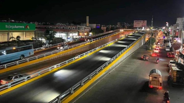 Gobierno de Guerrero rehabilita puente vehicular en el bulevar Vicente Guerrero en Acapulco