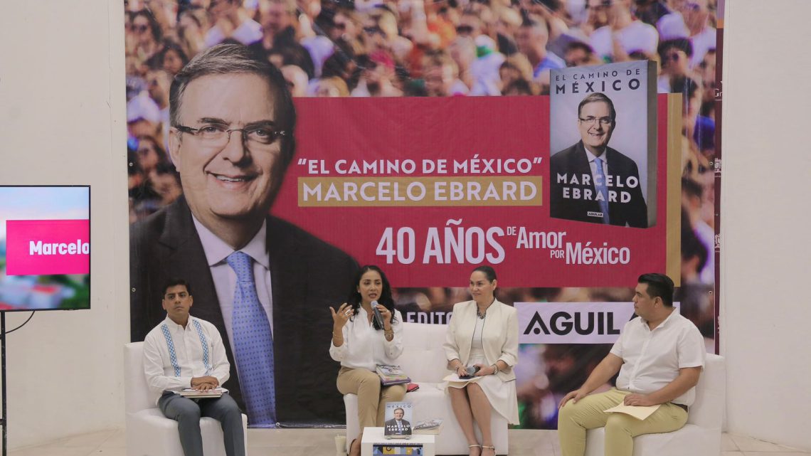 Presenta con éxito Editorial Aguilar, libro de Marcelo Ebrard en Acapulco.