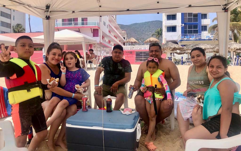 Más de 4 mil 600 MDP en derrama económica y la visita de 630 mil turistas en Guerrero Más de 4 mil 600 MDP en derrama económica y la visita de 630 mil turistas en Guerrero