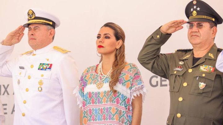 Asiste Evelyn Salgado a la ceremonia por el 109 Aniversario de la Gesta Heroica del Puerto de Veracruz