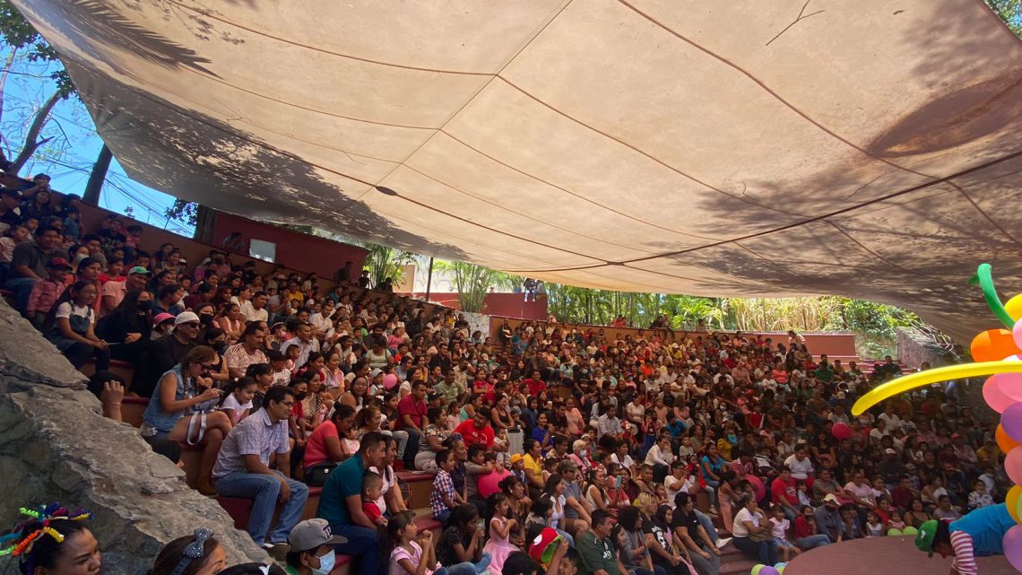 Miles de niñas y niños visitaron el Zoológico Zoochilpan de Chilpancingo para celebrar el Día de la Niñez