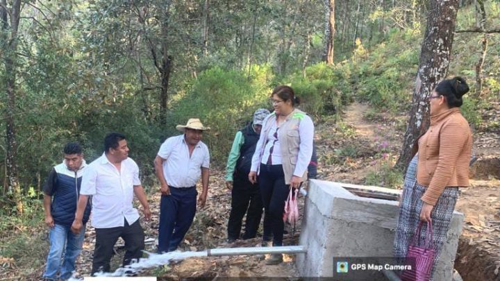 Construye gobierno estatal sistema de agua en la localidad indígena Plan de Guadalupe, en Atlamajalcingo