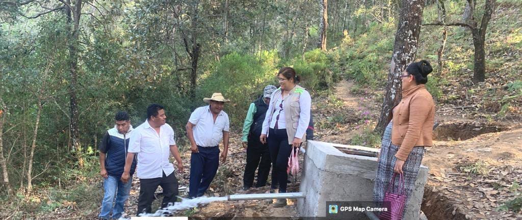 Construye gobierno estatal sistema de agua en la localidad indígena Plan de Guadalupe, en Atlamajalcingo