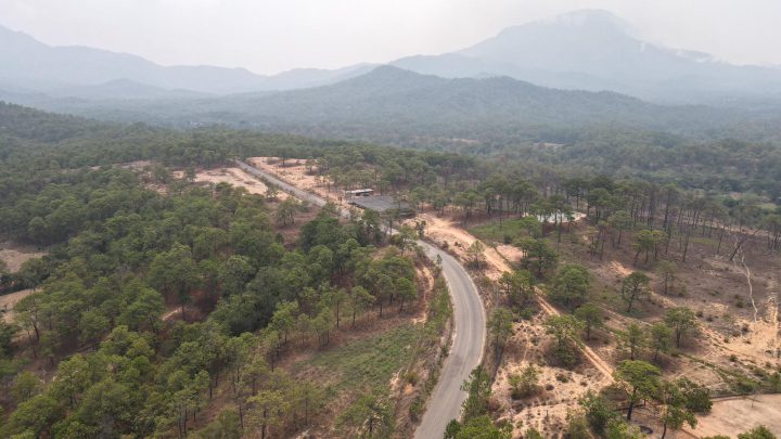 Arranca Cicaeg rehabilitación de la carretera KM 42 en la Sierra de Guerrero