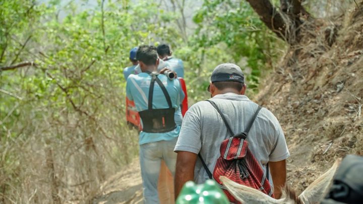 Gobierno de Zihua trabaja para reestablecer servicio de agua a la comunidad El Guayabal