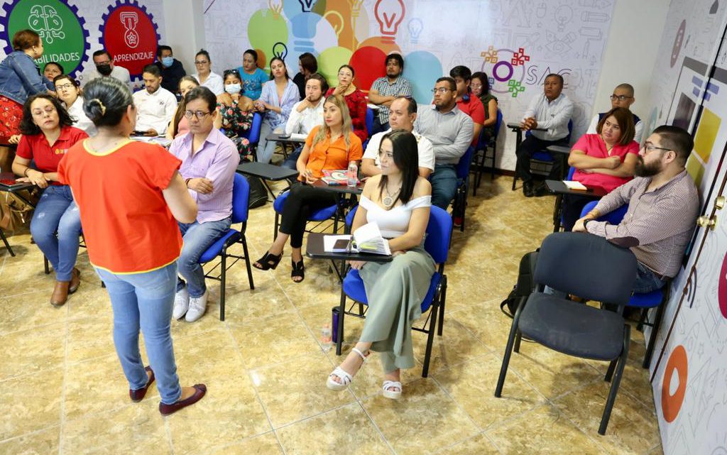 Capacitan a enlaces de prensa del gobierno de Guerrero para comunicar con perspectiva de género