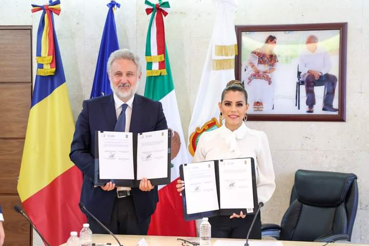 Recibe Evelyn Salgado al Embajador de Rumania en México Marius Gabriel