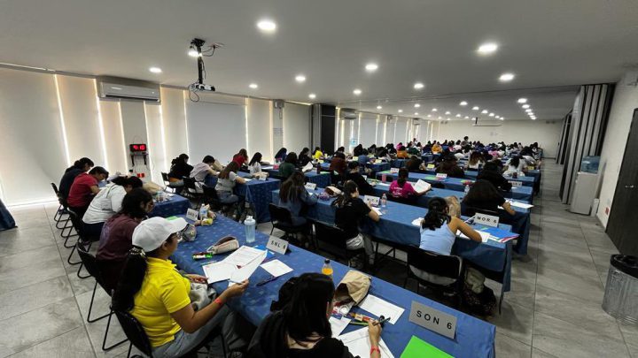 Mujeres ganan dos medallas de Oro en el 2° Concurso de Matemáticas