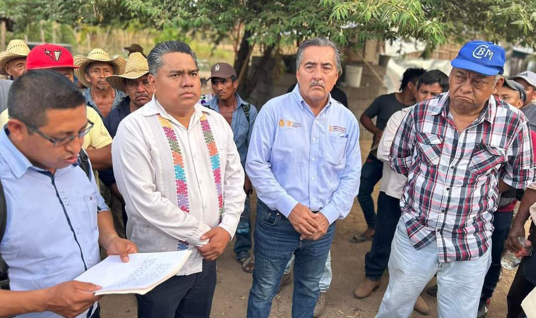 Titulares de SEDEPIA y CICAEG atendieron a habitantes de comunidades de Metlatonoc, Igualapa y Cochoapa el Grande