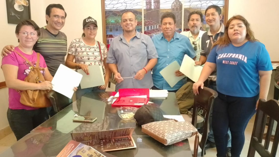 Entrega el FAP pólizas de seguro de vida para periodistas de las zonas: Centro, Costa Grande y Norte Entrega el FAP pólizas de seguro de vida para periodistas de las zonas: Centro, Costa Grande y Norte