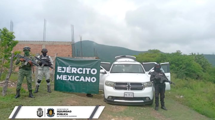 Aseguran Autoridades armamento y vehículos blindados en Leonardo Bravo