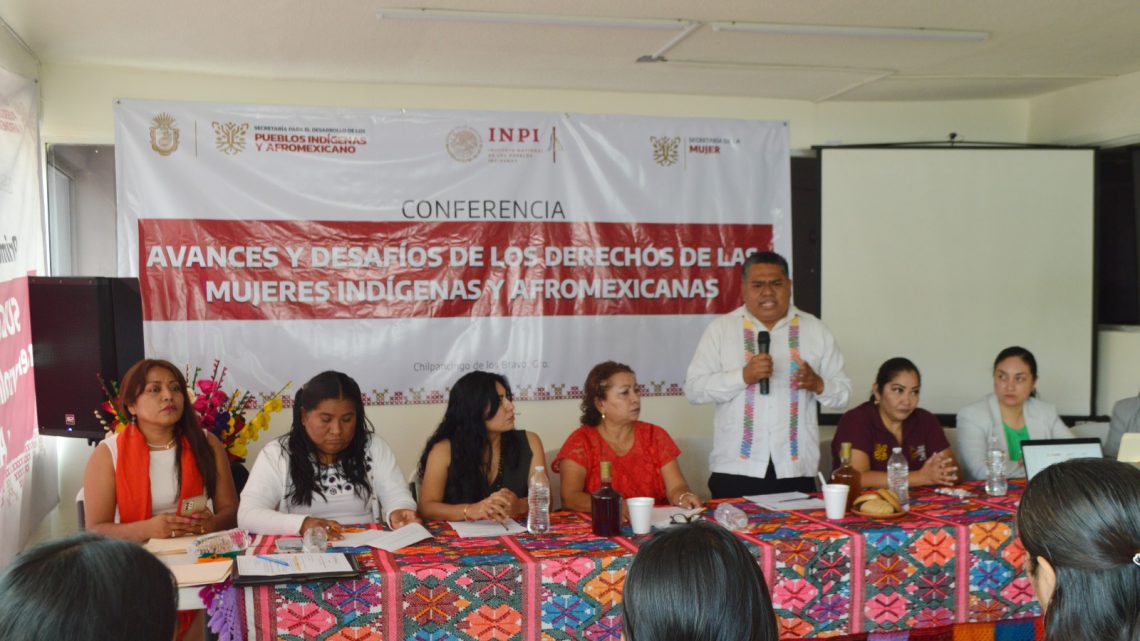 Imparten conferencia para conmemorar el Día Internacional de la Mujer Indígena