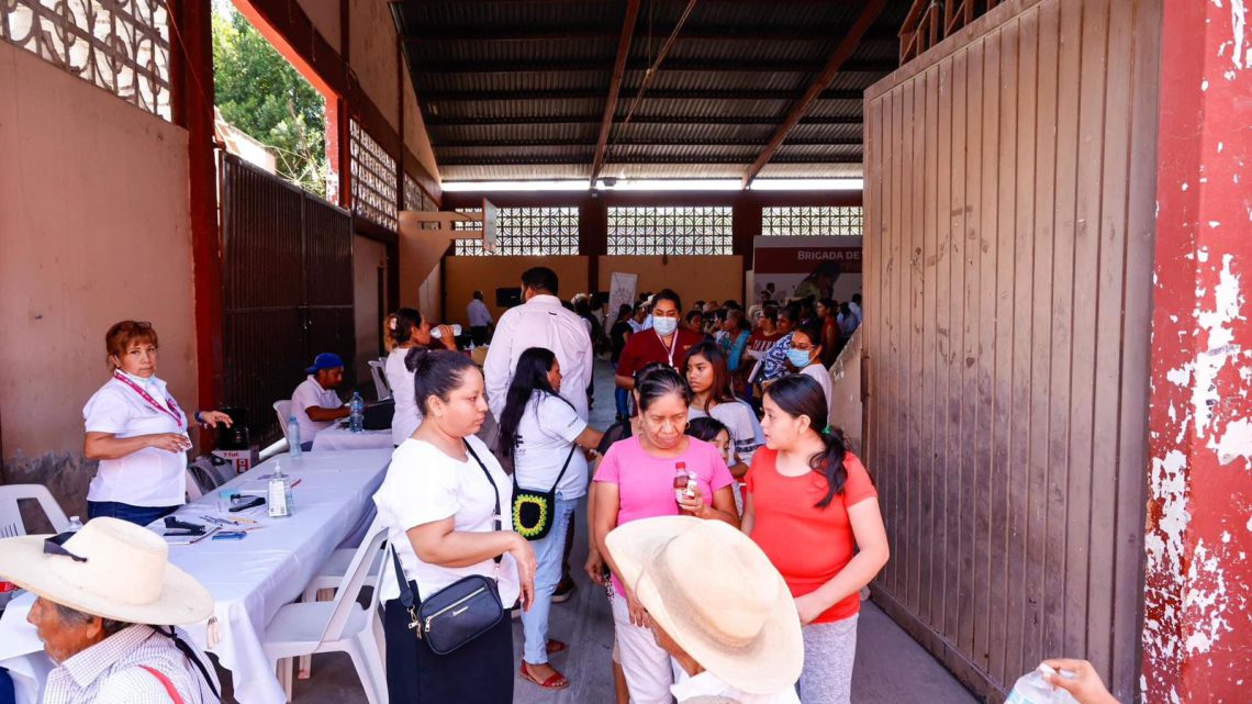El DIF Guerrero e IECAN llevan brigada de detección de cáncer “Prevenir es Transformar” en Atenango del Río