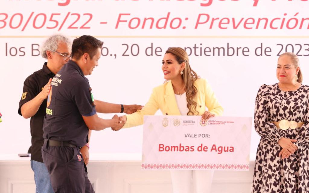 Entrega Evelyn Salgado más de 7.8 MDP en equipo y herramientas a la Secretaría de Gestión Integral de Riesgos y Protección Civil Guerrero