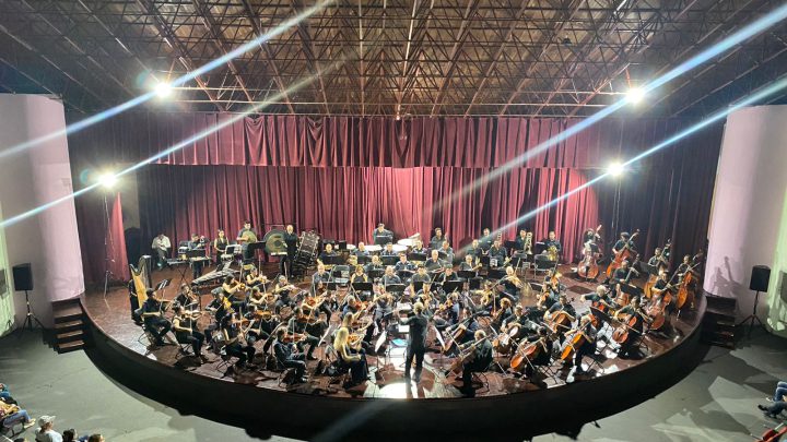 Exitoso concierto de la Filarmónica de Acapulco en el Teatro María Luisa Ocampo de Chilpancingo