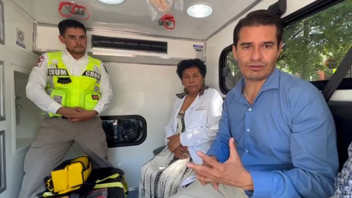 Firma SSG y el Ayuntamiento de Huitzuco convenio para operatividad de una ambulancia otorgada por Beneficencia Pública