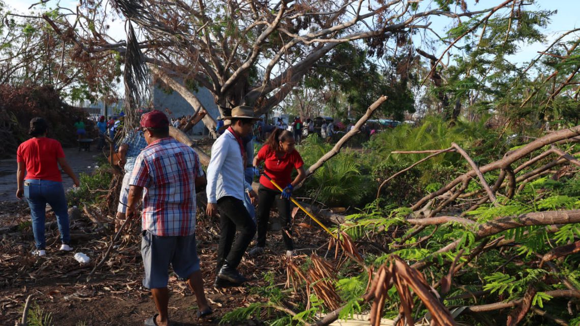 Cientos de familias, organizaciones y dirigentes sindicales apoyaron en las jornadas de limpieza del Parque Papagayo