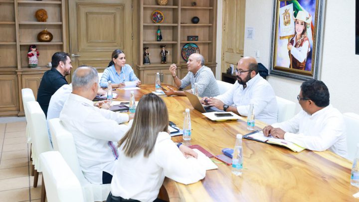 Prioriza Evelyn Salgado atención  daminificados por Otis
