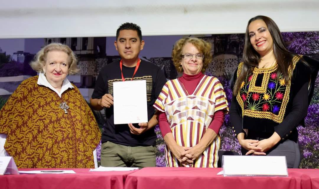 Ganan artesanas y artesanos guerrerenses premios en la XXVII edición del Concurso Nacional de Nacimientos