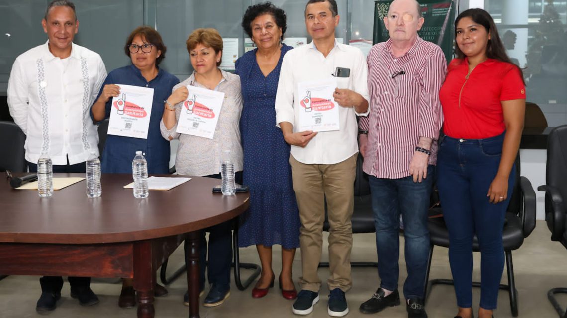 Entrega la SSG Constancias de Aceptabilidad Sanitaria a hoteles y restaurantes de Acapulco Entrega la SSG Constancias de Aceptabilidad Sanitaria a hoteles y restaurantes de Acapulco