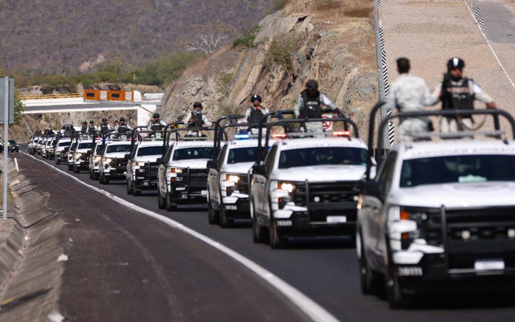 Mega operativo de seguridad en carreteras de Guerrero Mega operativo de seguridad en carreteras de Guerrero