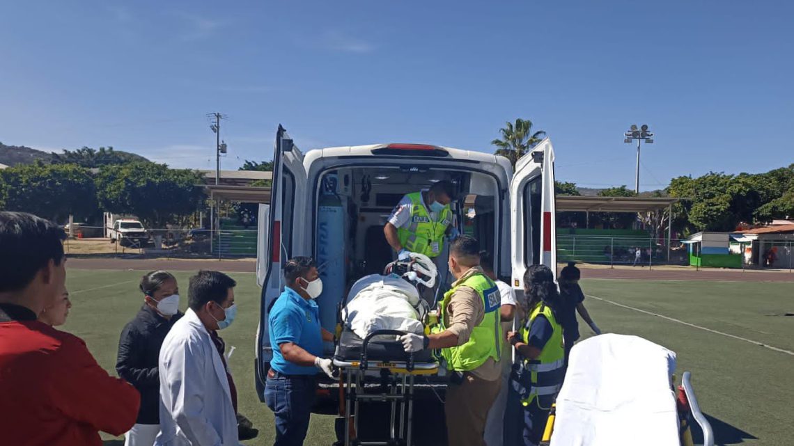 Traslada la SSG vía aérea a mujer embarazada con complicación grave, de Tlapa a Chilpancingo Traslada la SSG vía aérea a mujer embarazada con complicación grave, de Tlapa a Chilpancingo