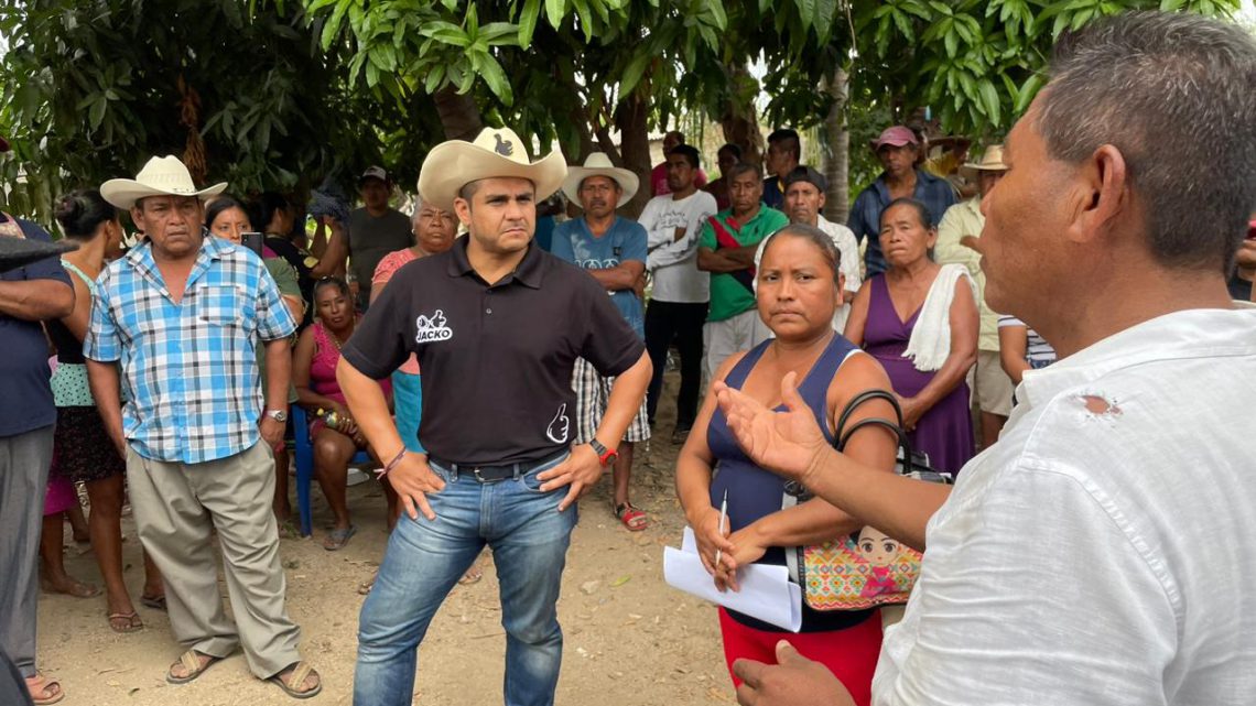 Piden apoyo a Jacko Badillo para separarse de San Marcos y pertenecer a Acapulco Piden apoyo a Jacko Badillo para separarse de San Marcos y pertenecer a Acapulco