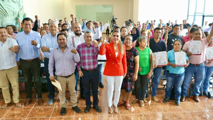 “La Educación es el único camino hacia la paz, el desarrollo y bienestar de Guerrero”: Evelyn Salgado