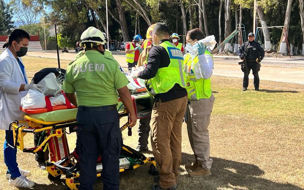 Realiza la SSG y el CRUM traslado aéreo a paciente a la CDMX para recibir atención especializada Realiza la SSG y el CRUM traslado aéreo a paciente a la CDMX para recibir atención especializada