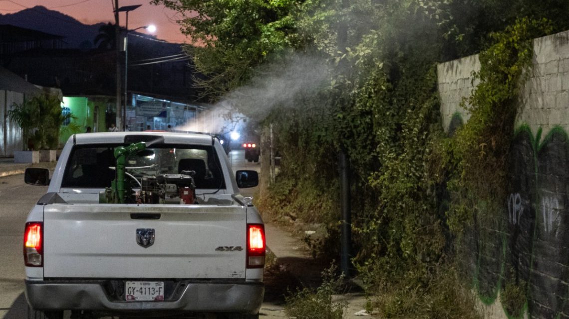 Guerrero continúa reforzando acciones contra el dengue con una estrategia especial