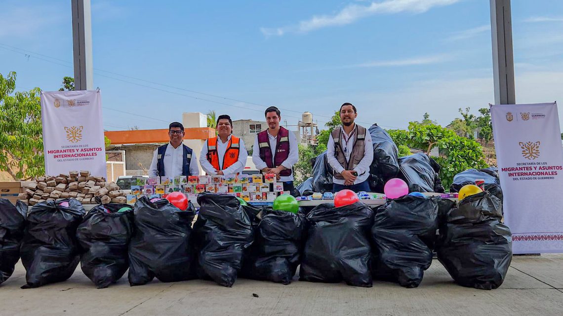 SEMAI y organizaciones migrantes llevan donativos para familias afectadas por Otis SEMAI y organizaciones migrantes llevan donativos para familias afectadas por Otis