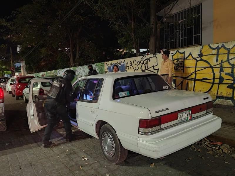 Implementan fuerzas de seguridad operativo de reacción inmediata tras ataque a urvan en Chilpancingo Implementan fuerzas de seguridad operativo de reacción inmediata tras ataque a urvan en Chilpancingo