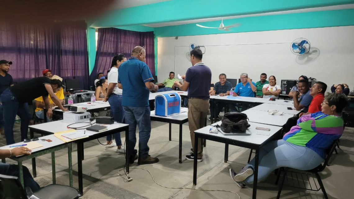 Empate en Morena por Acapulco; Jacko y Abelina a la final Empate en Morena por Acapulco; Jacko y Abelina a la final