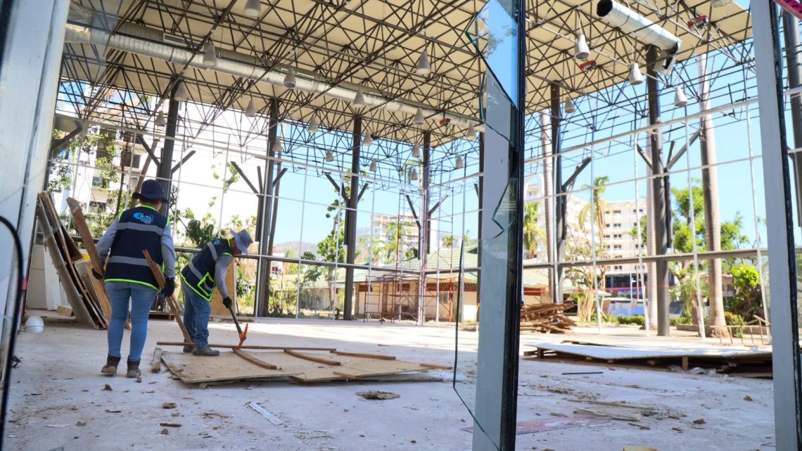 Avanzan los trabajos de rehabilitación y reconstrucción del Centro Cultural Acapulco