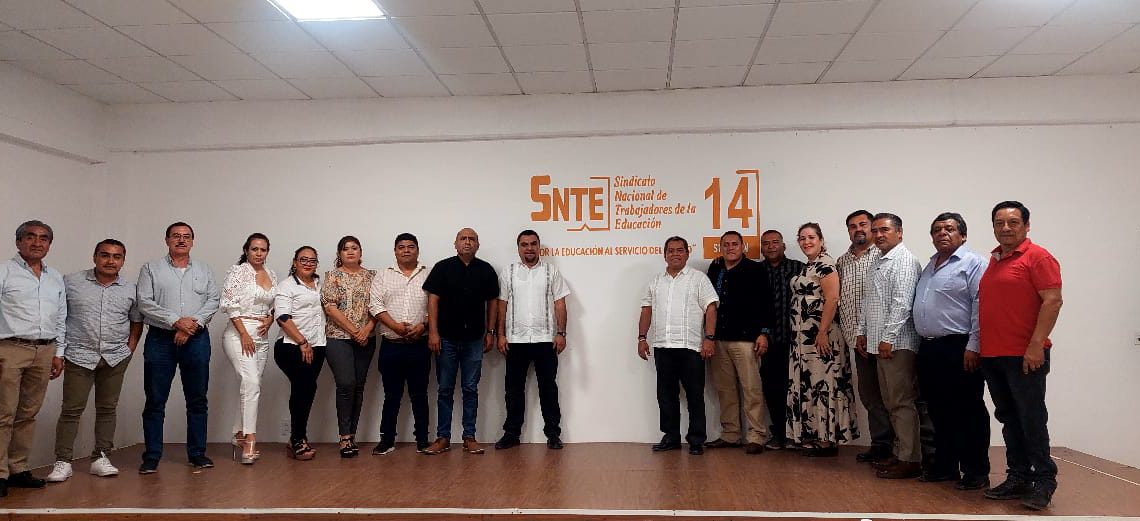Se reintegran líderes del SITEM en Guerrero a la Sección 14 del SNTE Se reintegran líderes del SITEM en Guerrero a la Sección 14 del SNTE