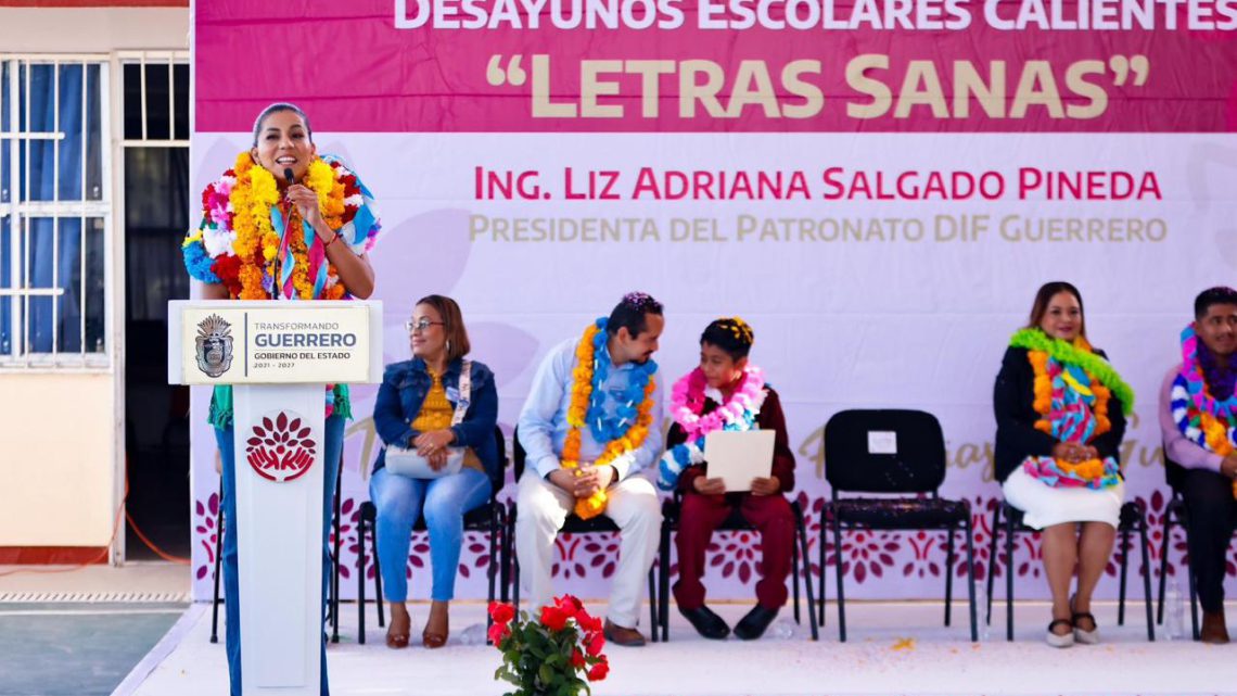Supervisa Liz Salgado Programa de Desayunos Escolares Calientes “Letras Sanas” en Zotoltitlán Supervisa Liz Salgado Programa de Desayunos Escolares Calientes “Letras Sanas” en Zotoltitlán