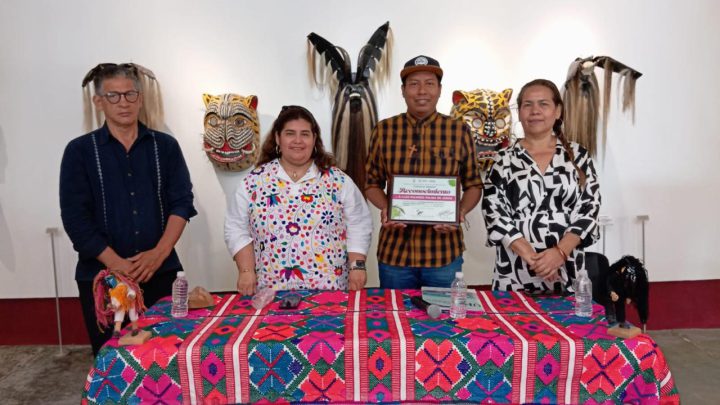 Entrega Gobierno de Guerrero el XI Premio Nacional de Cuento Acapulco en su Tinta 2023