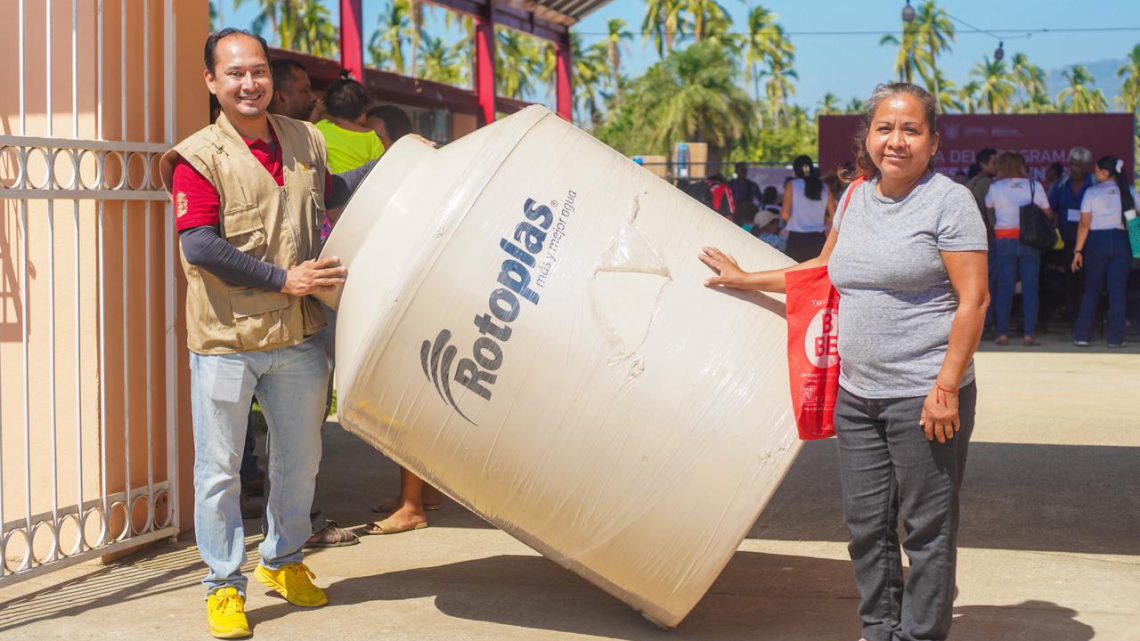 Brinda el gobierno de Guerrero apoyos para familias de Coyuca de Benítez bajo el programa “Acciones Emergentes”