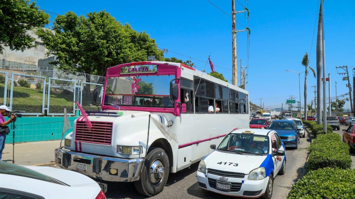 El transporte en Acapulco se encuentra funcionando al 80%