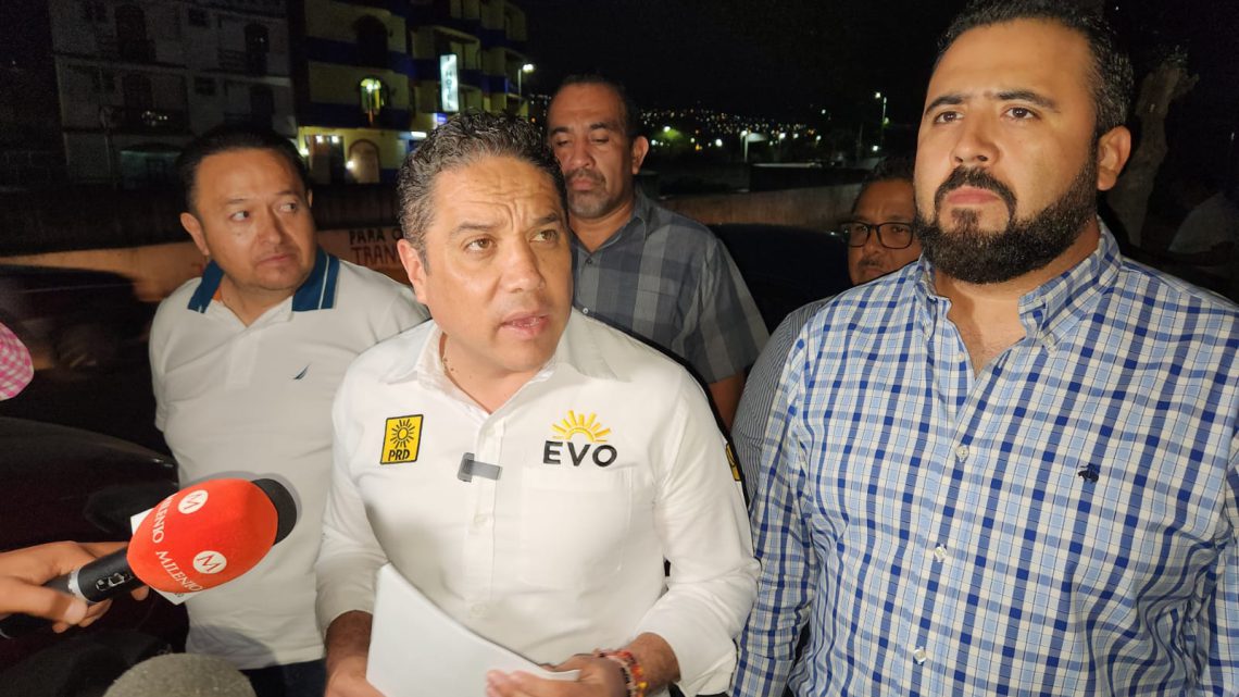 Presenta Evodio demanda por amenazas en la FGR y la FGE