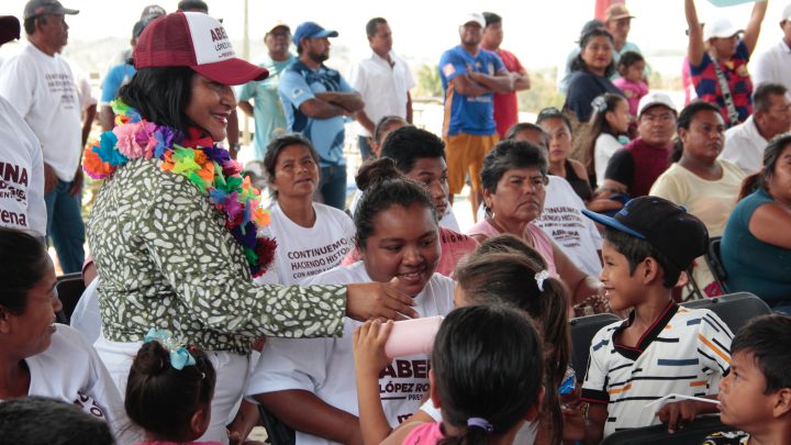 Con honestidad y proyectos, ganaremos este 2 de junio, dice Abelina López Rodríguez en La Estación