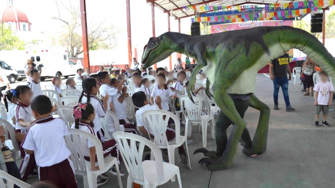 Arranca con éxito el 3er. Festival Regional Cultural de la Niña y el Niño Calentano “Entre sombreros y huaraches”