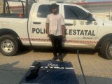 Policía Estatal detiene a sujeto con armas y asegura vehículo en Acapulco