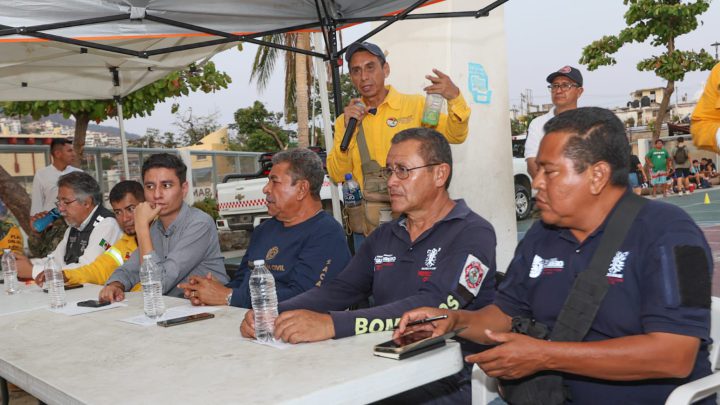 Control general del 70 por ciento y liquidación del 50 por ciento de los incendios en Acapulco