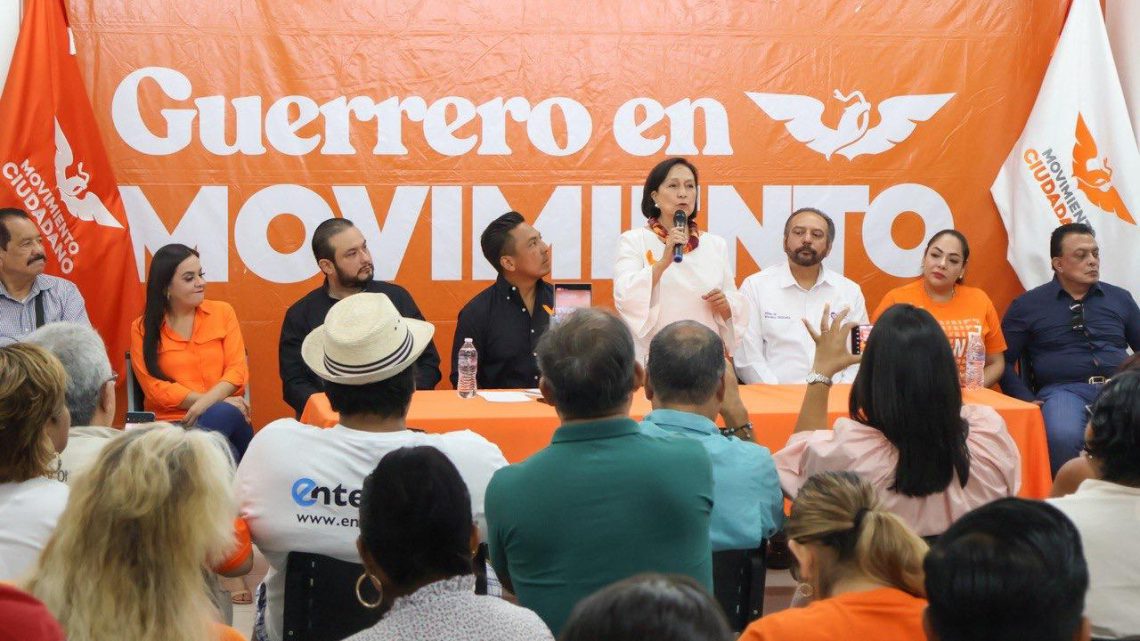 Visitan la Casa Naranja Amalia García Medina y Elías Miguel Moreno Brizuela