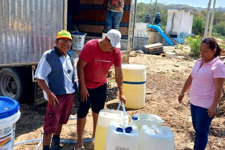 Atiende CAPASEG cloración de sistemas de agua en la Costa Grande Atiende CAPASEG cloración de sistemas de agua en la Costa Grande