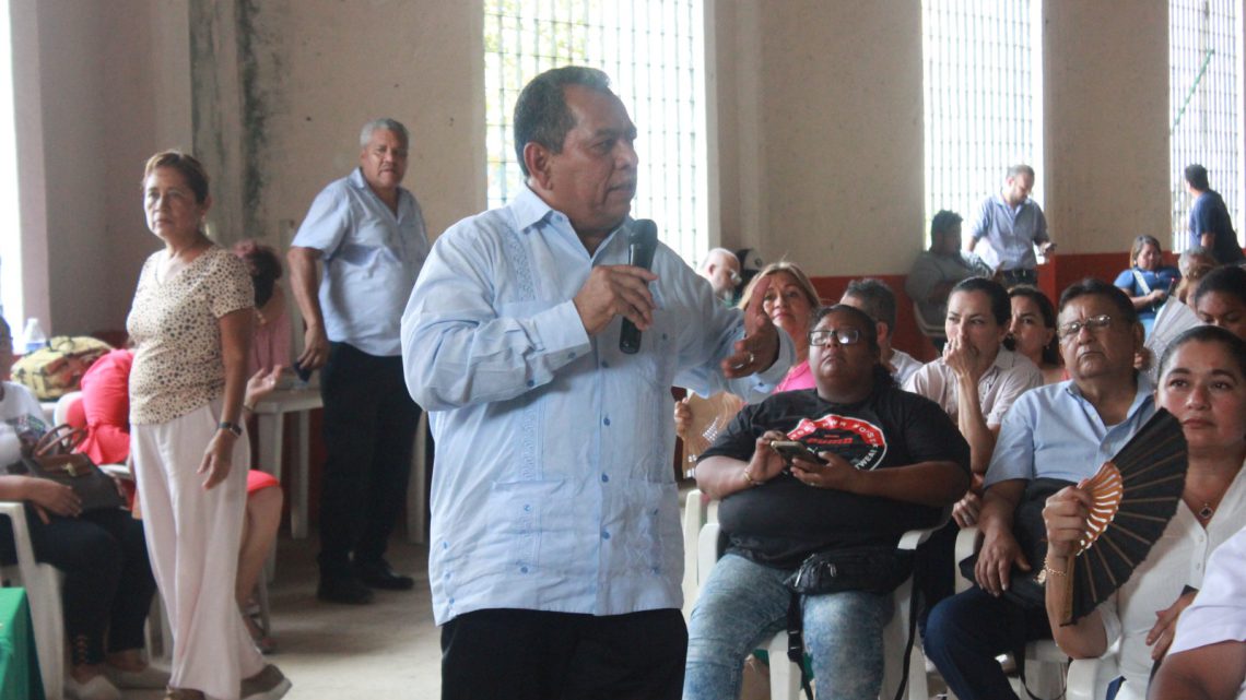 Retomará SNTE asuntos laborales acordados con la gobernadora: Silvano Palacios Salgado Retomará SNTE asuntos laborales acordados con la gobernadora: Silvano Palacios Salgado