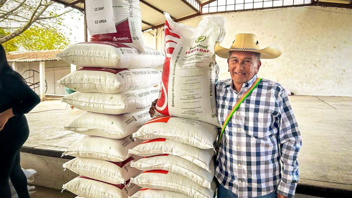 Se reanuda la entrega de fertilizante en Guerrero Se reanuda la entrega de fertilizante en Guerrero