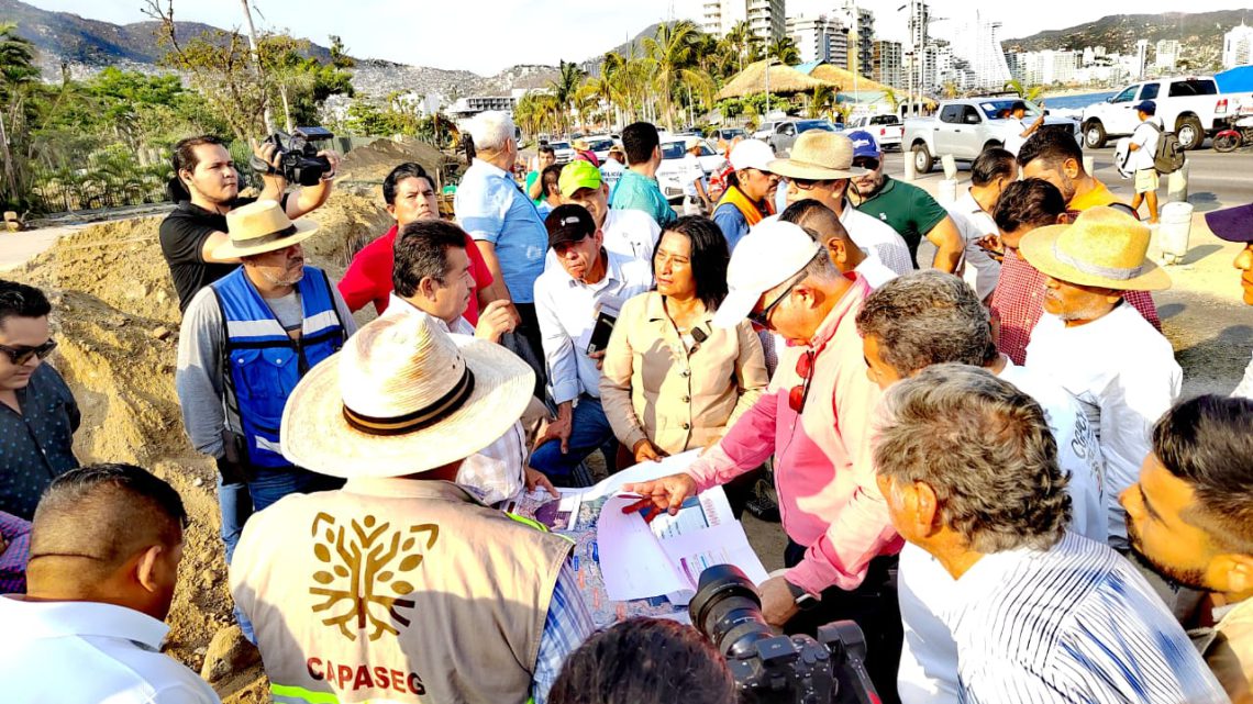 Gobierno del Estado a través de CAPASEG realiza acciones de saneamiento en Acapulco Gobierno del Estado a través de CAPASEG realiza acciones de saneamiento en Acapulco